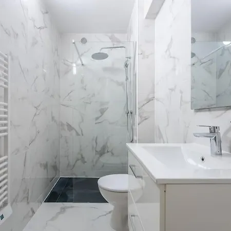 * Le Chic * Centre Douai- 500m Place D'armes * Douai
